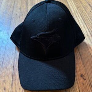 New Era Toronto Blue Jays Black on Black 3930 Med/ Large